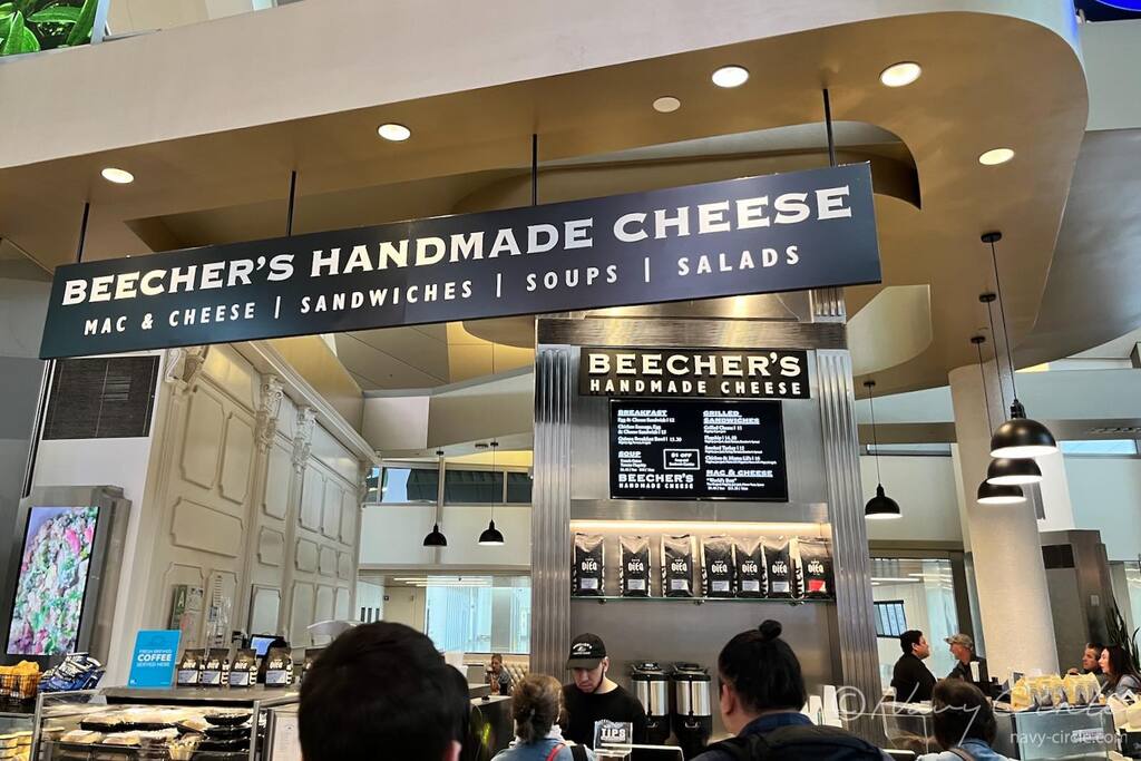 ロサンゼルス国際空港のBeecher's Handmade Cheese