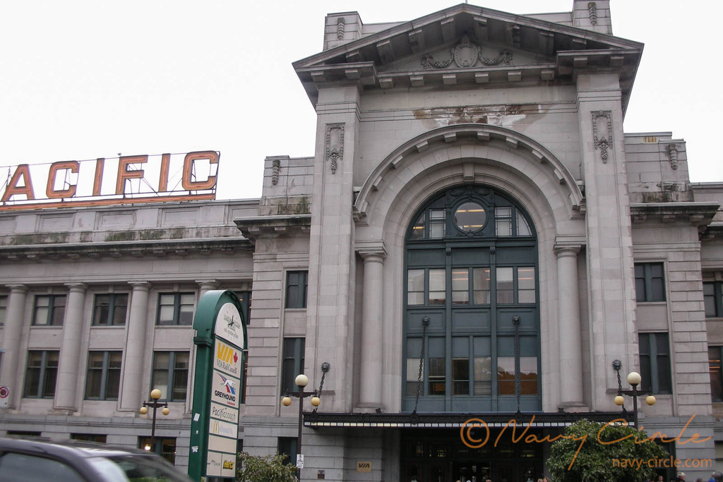 バンクーバーのパシフィックセントラル駅 (Pacific Central Station)