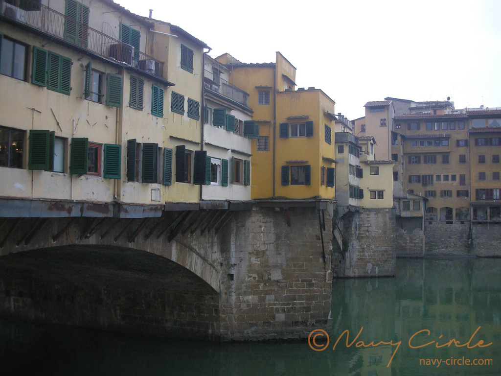 Ponte Vecchio (ベッキオ橋)