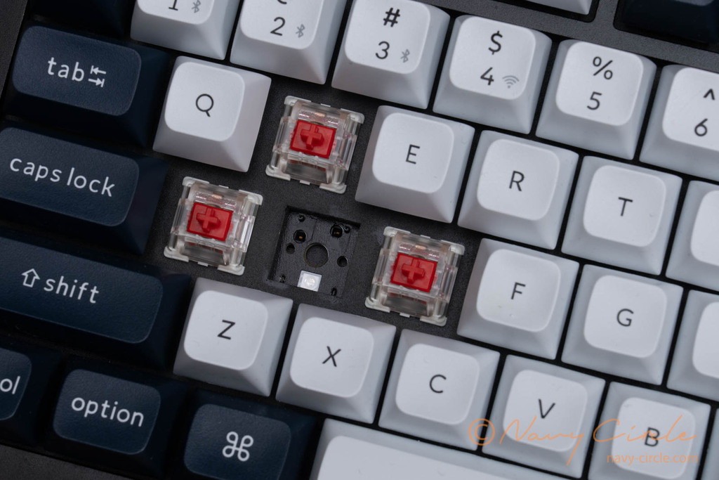 Keychron Q6 Maxに搭載されたGateronの赤軸スイッチ