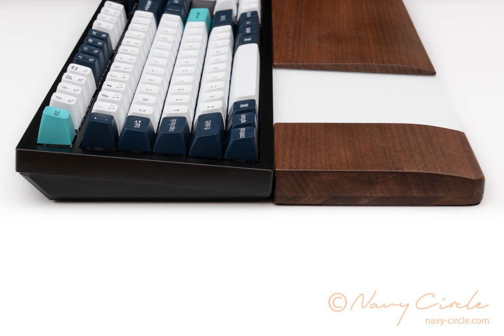 Keychron Q6 Maxとリストレストのアラインメント